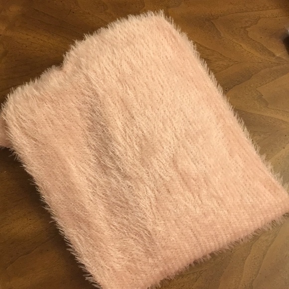 Last one! Was $35 Pink Shaggy Open Hooded Cardigan - Picture 8 of 8